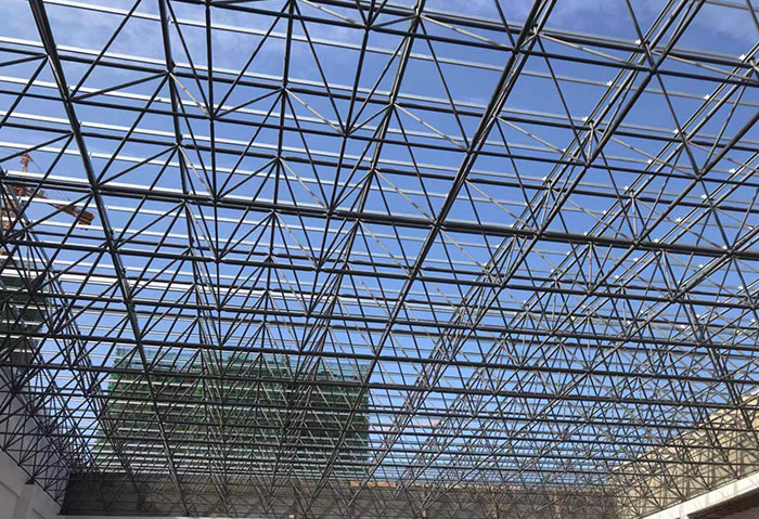 琼海管桁架结构在高速公路等桥梁工程中的应用分析